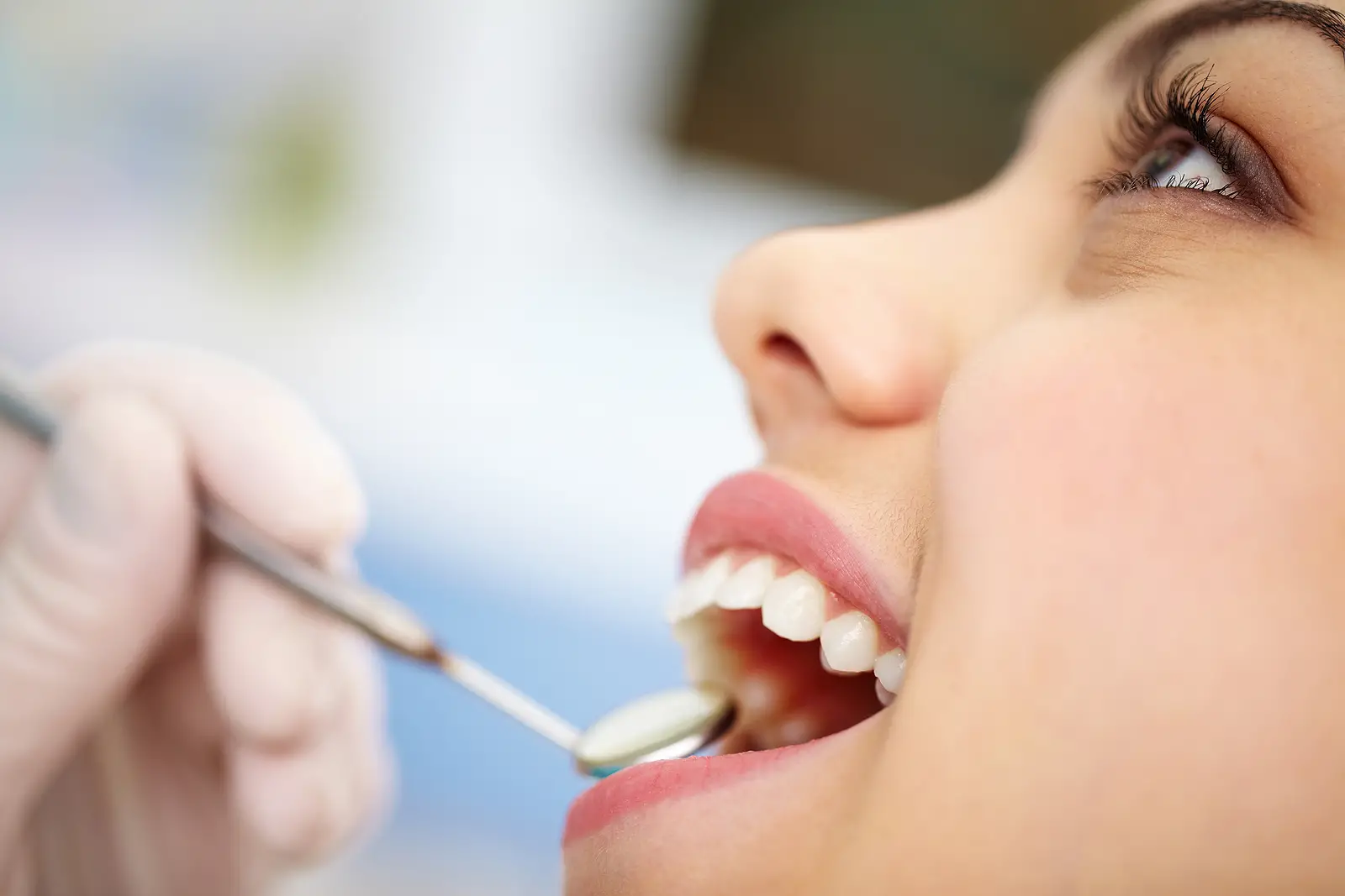 Getting Ready: Five Things You Should Do Before Dental Implant Surgery